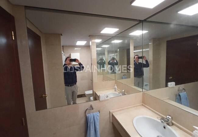 Alicante Benidorm'da Olanaklara Yakın Deniz Kenarı Şık Daire 7