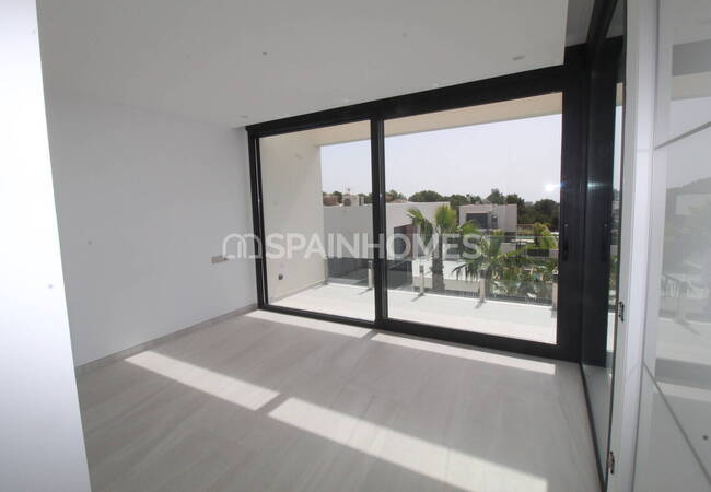 Sea View Villas with Pool and Terraces in Finestrat Alicante 14