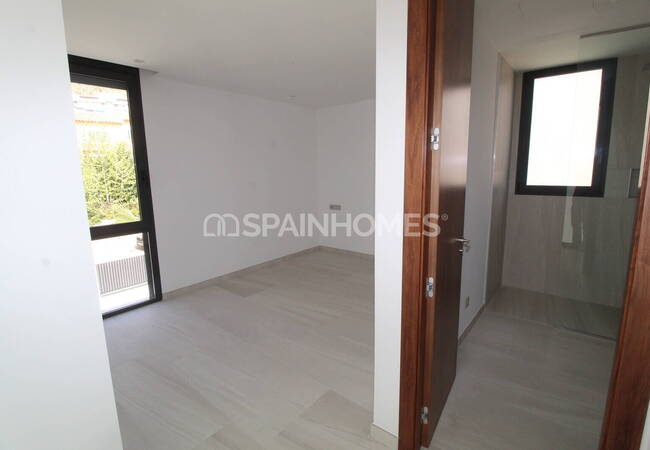 Sea View Villas with Pool and Terraces in Finestrat Alicante 16