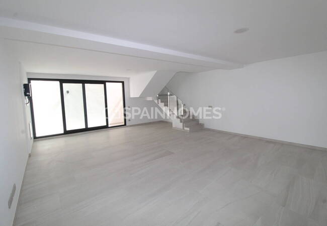 Sea View Villas with Pool and Terraces in Finestrat Alicante 19