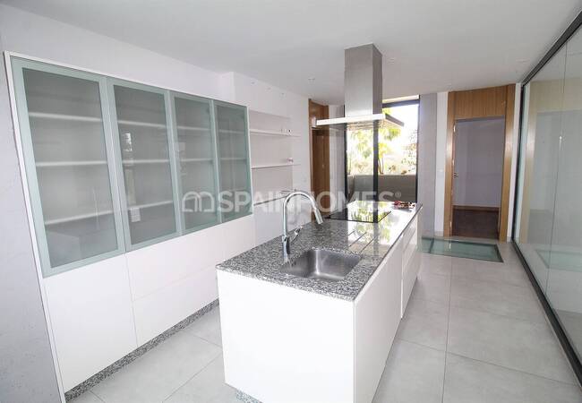 Detached House with Private Pool in Villamartin Costa Blanca 17