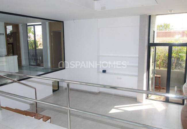 Detached House with Private Pool in Villamartin Costa Blanca 14