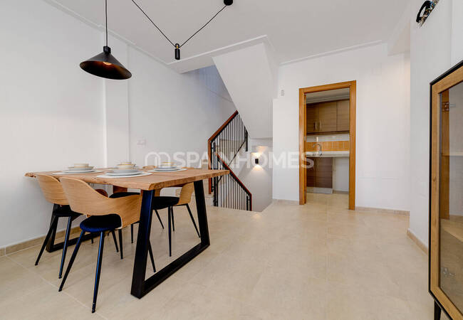 Key-ready Mediterranean-style Townhouses in Algorfa 14