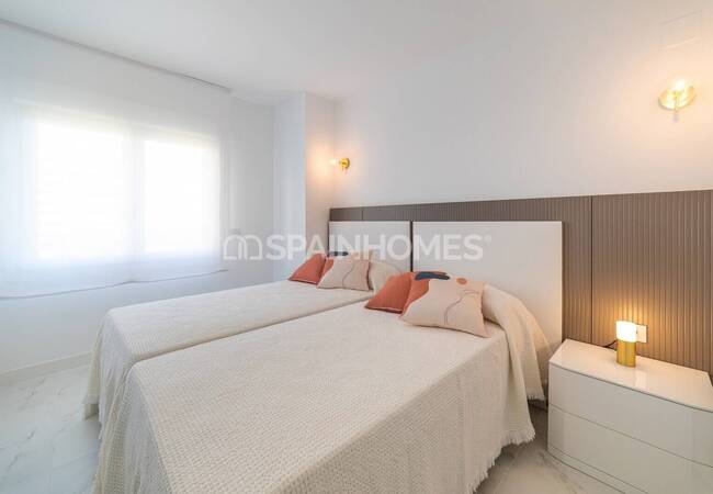 Contemporary Flats with Sea Views in Punta Prima 56