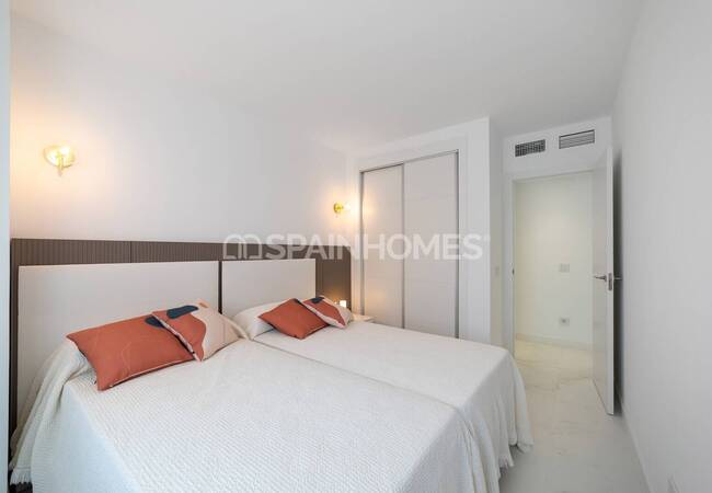 Contemporary Flats with Sea Views in Punta Prima 54
