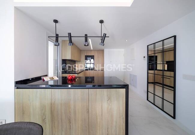 Contemporary Flats with Sea Views in Punta Prima 40