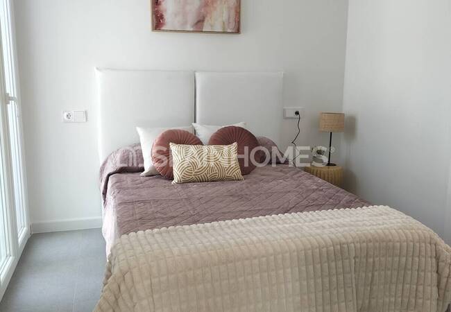 Alicante Villamartin’de Avantajlı Konumda Havuzlu Şık Evler 25