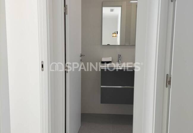 Alicante Villamartin’de Avantajlı Konumda Havuzlu Şık Evler 32