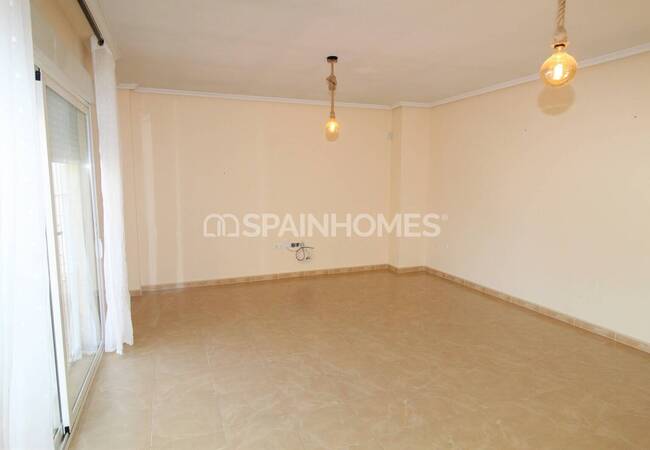 Detached Villa with Communal Pool in Los Montesinos 18