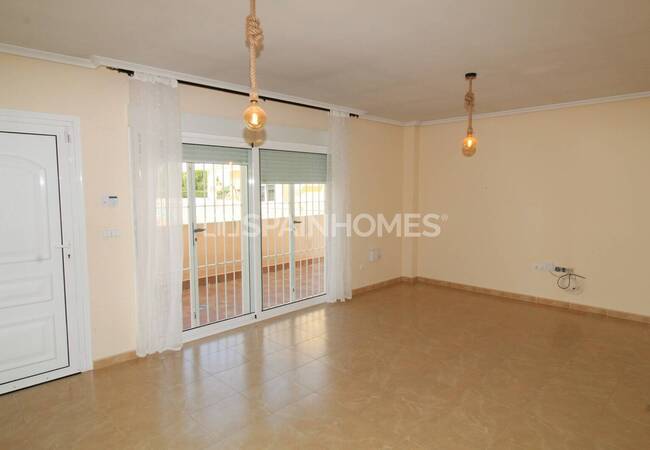 Detached Villa with Communal Pool in Los Montesinos 20