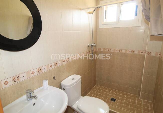 Detached Villa with Communal Pool in Los Montesinos 24