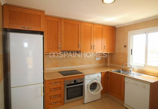 Detached Villa with Communal Pool in Los Montesinos 22