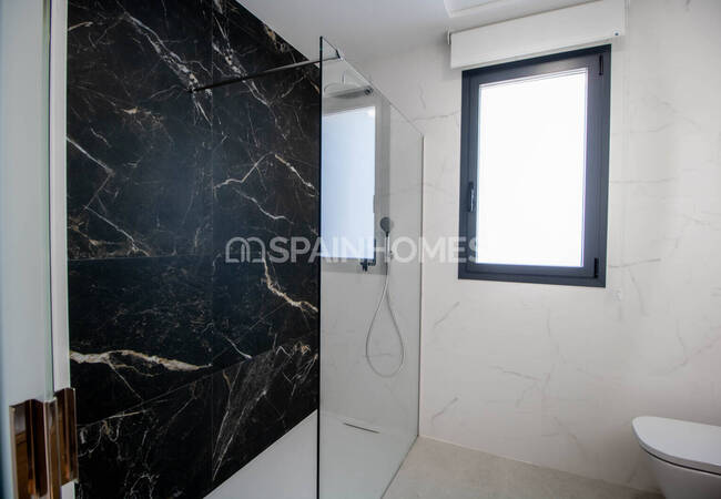 Detached Villas with Sea and Mountain Views in Alicante 38