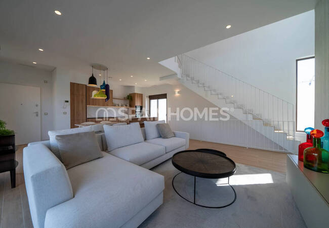 Finestrat'ta Şehre Yakın Özel Havuzlu Villalar 14