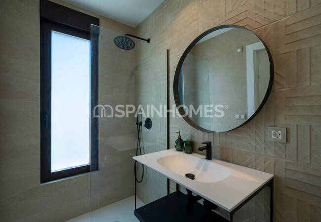 Finestrat'ta Şehre Yakın Özel Havuzlu Villalar 32