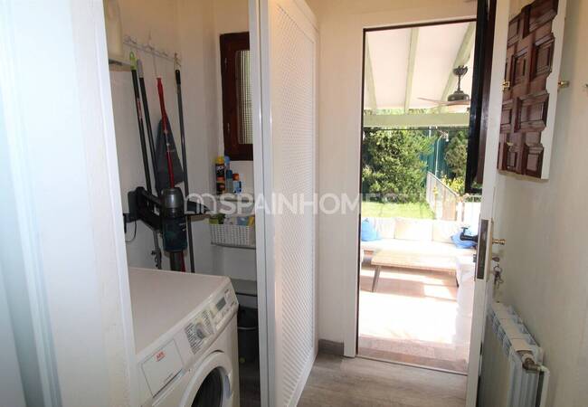 Mediterranean Style Villa 250m From the Beach in La Zenia 35