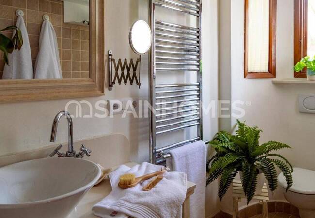 Mediterranean Style Villa 250m From the Beach in La Zenia 32