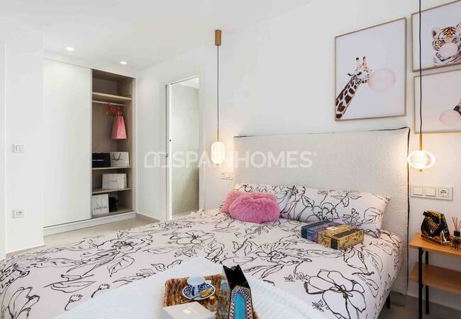 Elegant Detached Villas with Pools in Rojales Alicante 32