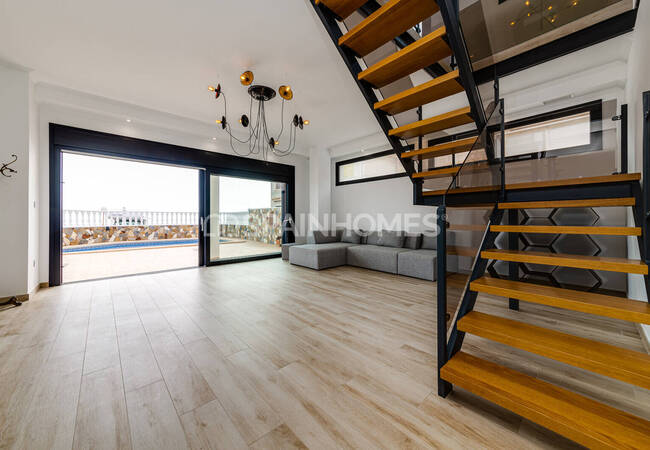 Роскошная Вилла с Бассейном и Видом на Море в Торревьехе 19