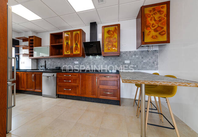 Роскошная Вилла с Бассейном и Видом на Море в Торревьехе 27