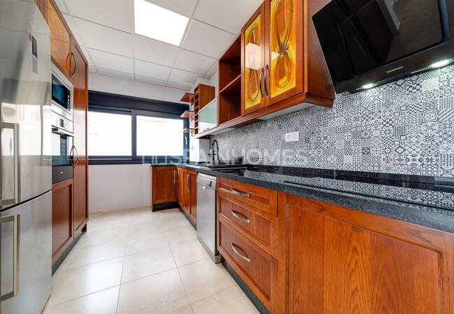 Роскошная Вилла с Бассейном и Видом на Море в Торревьехе 29