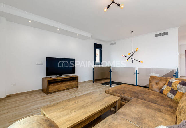 Роскошная Вилла с Бассейном и Видом на Море в Торревьехе 33