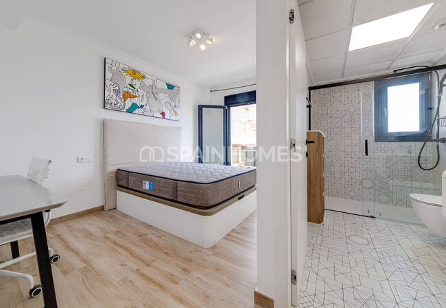 Роскошная Вилла с Бассейном и Видом на Море в Торревьехе 44