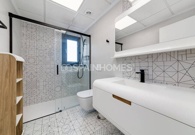 Роскошная Вилла с Бассейном и Видом на Море в Торревьехе 53