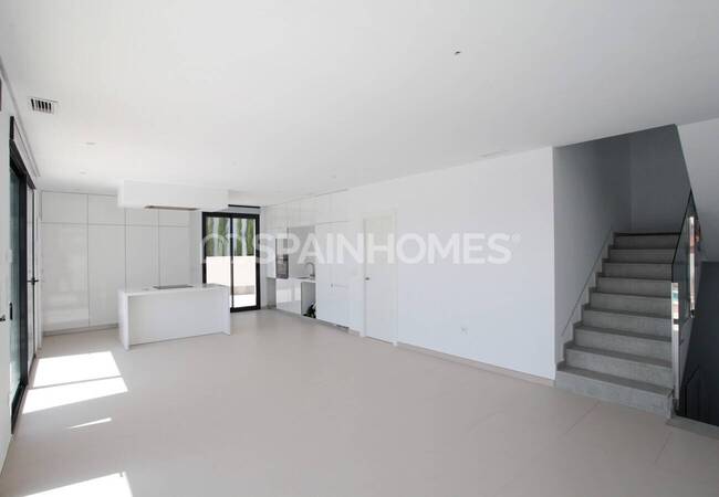 El Campello Alicante'de Sahile ve Şehre Yakın Lüks Villalar 16