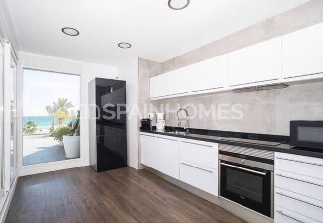 Penthouse with Solarium in Front of the Beach in El Campello 15