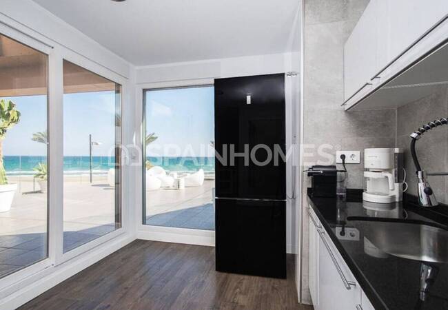 Penthouse with Solarium in Front of the Beach in El Campello 16
