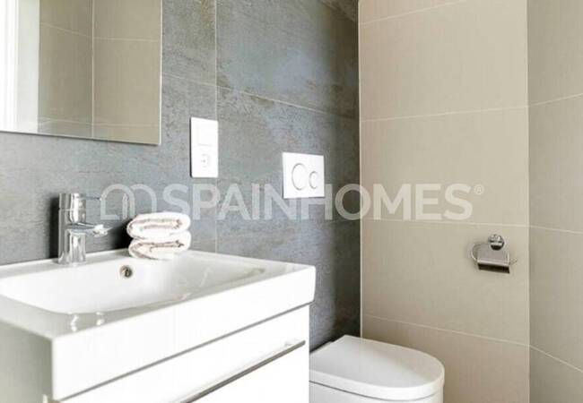 Penthouse with Solarium in Front of the Beach in El Campello 23