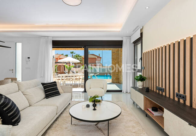 Ciudad Quesada İspanya'da Havuzlu Lüks Müstakil Villa 13