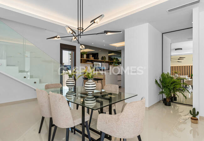 Ciudad Quesada İspanya'da Havuzlu Lüks Müstakil Villa 17