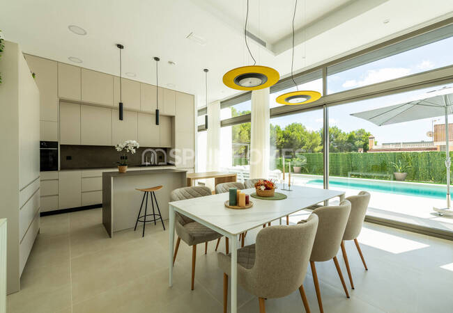 Rymliga Fristående Hus Med Pool I Pinar De Campoverde 23