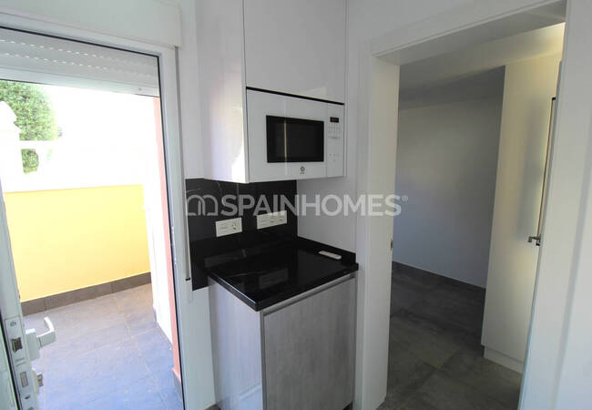 Villa Élégante Proche Des Commodités À La Zenia Alicante 16