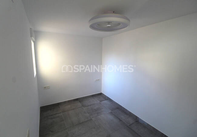 Villa Élégante Proche Des Commodités À La Zenia Alicante 17