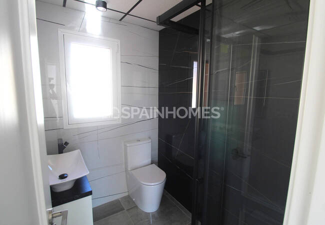 Villa Élégante Proche Des Commodités À La Zenia Alicante 22