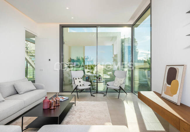 Luxury Villa with a Pool in San Miguel De Salinas Alicante 39