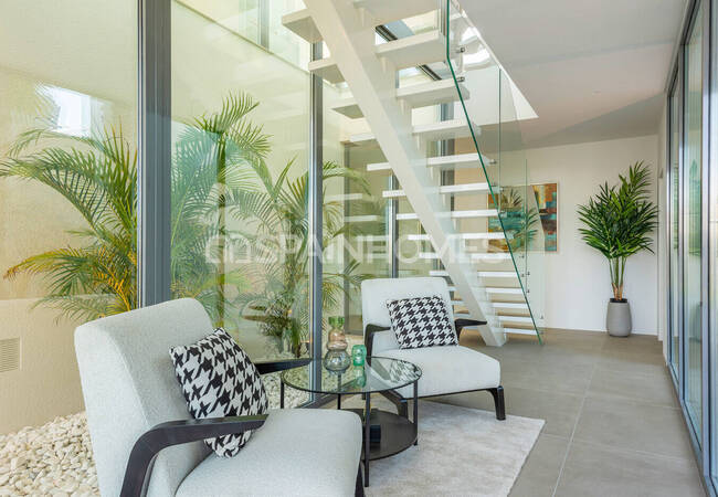 Luxury Villa with a Pool in San Miguel De Salinas Alicante 43