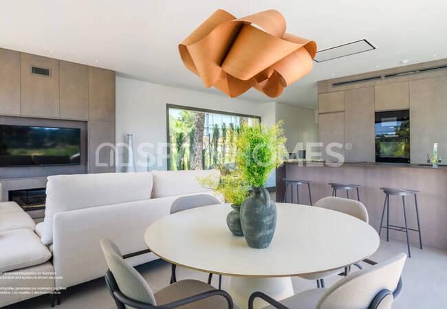 Detached Real Estate with Pools in Alicante San Miguel 35