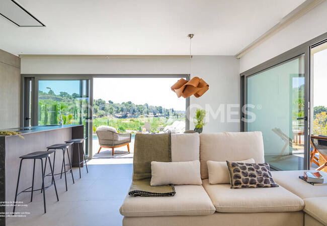 Detached Real Estate with Pools in Alicante San Miguel 37