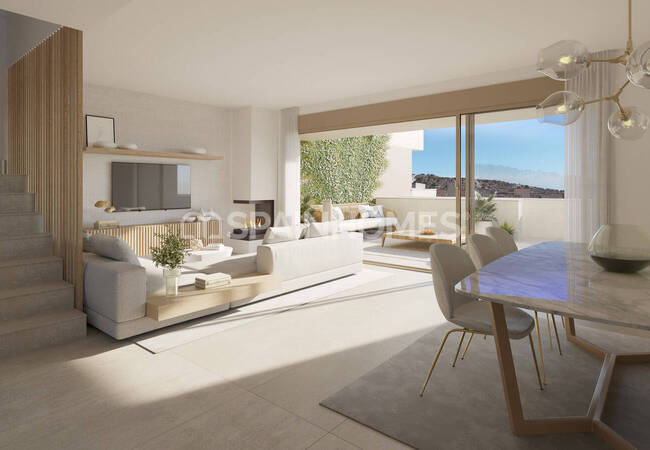 5-bedroom Villas with Luxe Design Close to Beach in Alicante 13