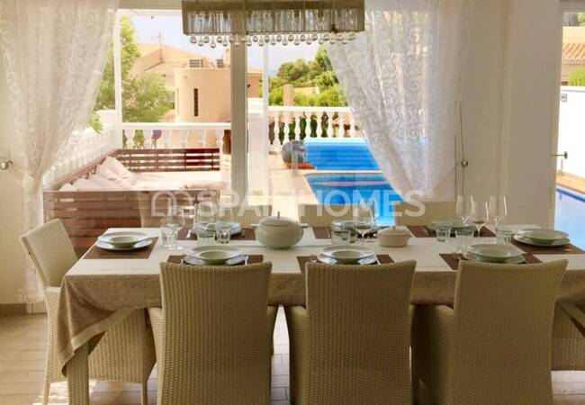 Villa Vue Mer Avec 4 Chambres Et Une Piscine À Altea Alicante 9