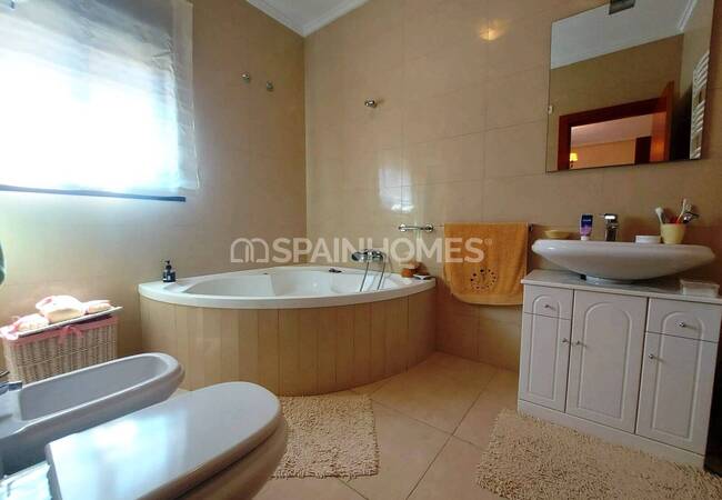 Вилла Под Ключ с Парковкой и Частным Бассейном в Сьюдад Кесада 47