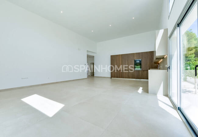 Luxe 3-bedroom House with Private Swimming Pool in Finestrat 19