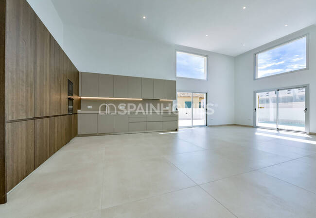 Luxe 3-bedroom House with Private Swimming Pool in Finestrat 14