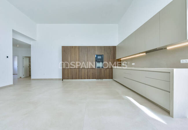 Luxe 3-bedroom House with Private Swimming Pool in Finestrat 18