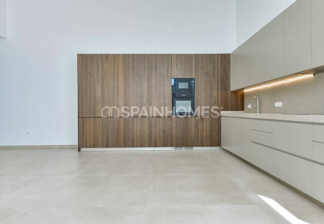 Luxe 3-bedroom House with Private Swimming Pool in Finestrat 13