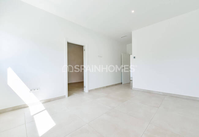 Luxe 3-bedroom House with Private Swimming Pool in Finestrat 26